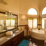 Villa 21_Master Bathroom