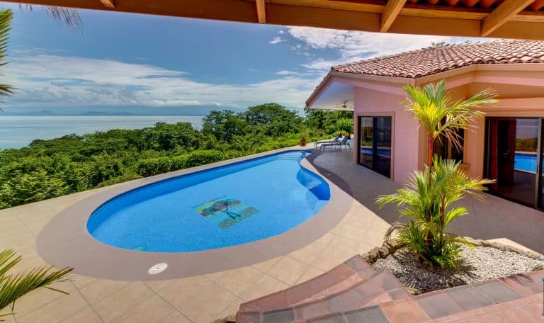 Villa 4_Pool View Facade