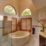 Villa 6_Master Bathroom